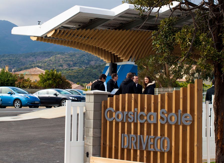 Mobilité électrique : la première station de recharge solaire corse