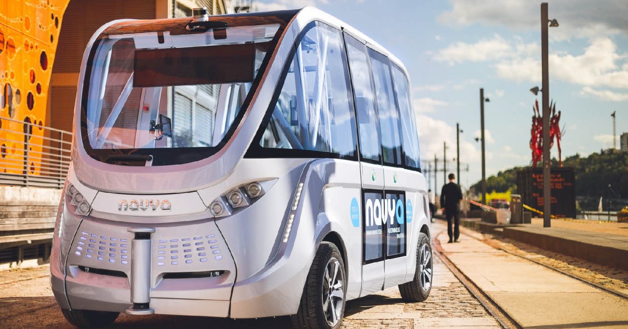Lyon lance un service minibus électrique sans chauffeur
