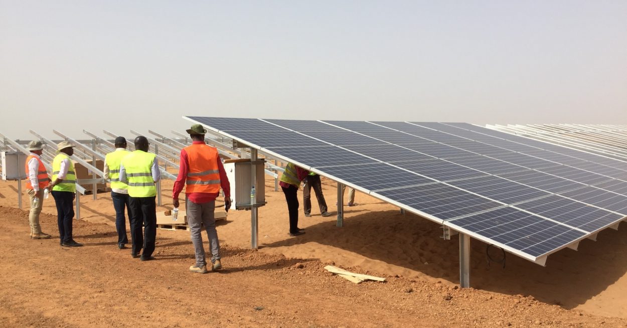Le Sénégal inaugure sa première centrale solaire et confirme ses ambitions