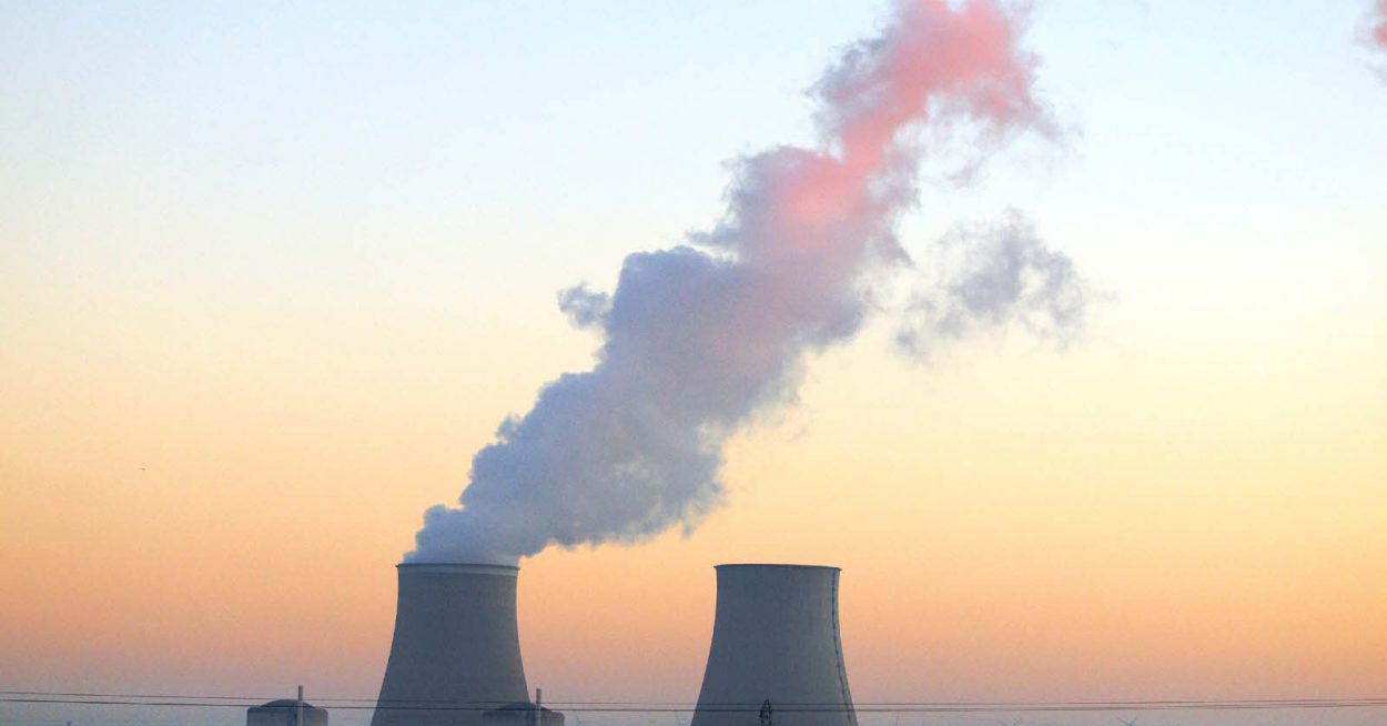 Décarboner et relocaliser l’industrie grâce au nucléaire (Tribune)