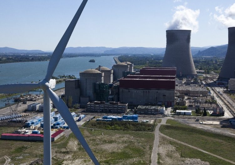 Les défis du quinquennat Macron face à l&rsquo;enjeu du mix énergétique