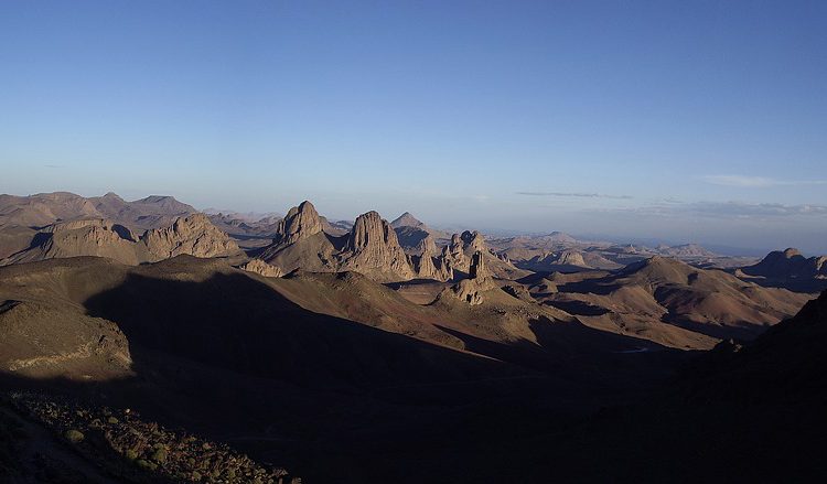 Le soleil des énergies renouvelables se lève en Algérie
