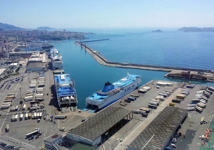 Le Grand Port Maritime de Marseille se lance dans l&rsquo;électrification des navires à quai