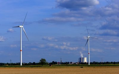 Idée reçue n°5 : le nucléaire ne laisse pas la place aux énergies renouvelables