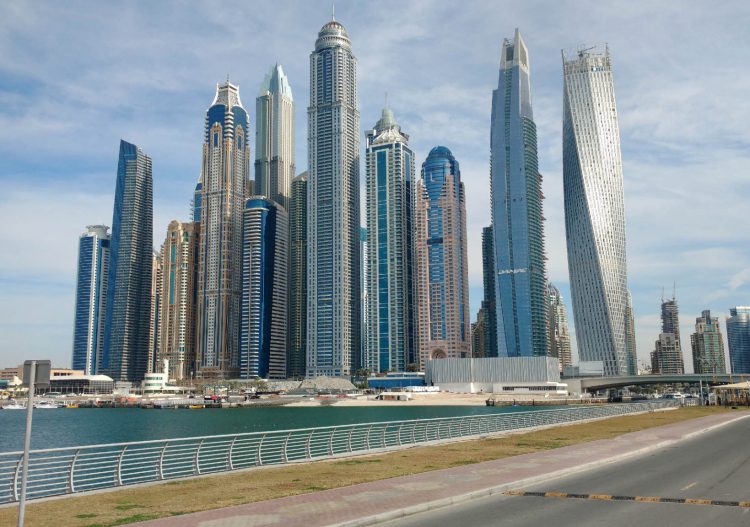 Le titanesque projet solaire de Dubaï entre dans sa 3e phase