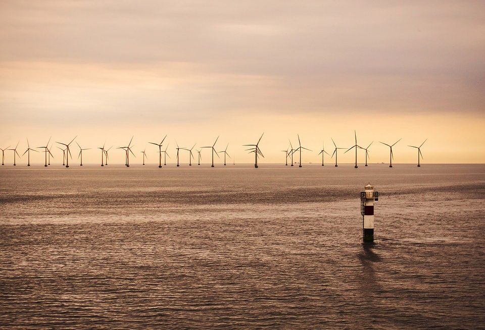 Permis enveloppe : plus de flexibilité pour les énergies renouvelables en mer