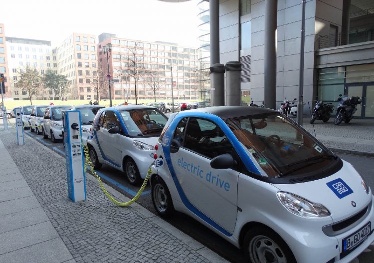 Le gouvernement passe la seconde pour la démocratisation des voitures électriques