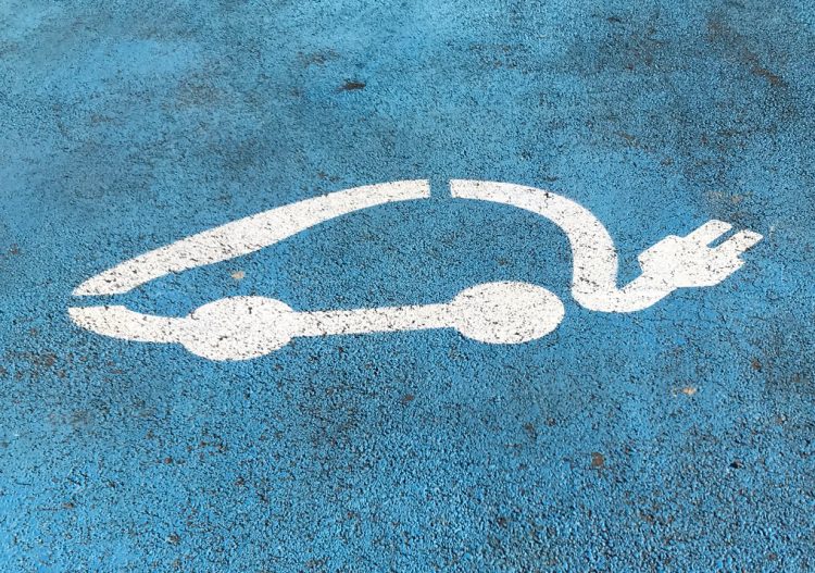 Quels leviers actionner pour favoriser le développement de la mobilité électrique en France ?