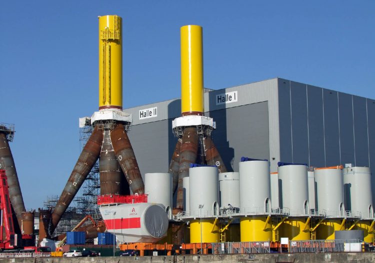 Révision de la PPE : l&rsquo;éolien offshore est-il négligé par le gouvernement ?