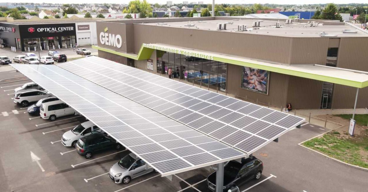 Quand l&rsquo;autoconsommation solaire habille une grande enseigne de vêtements