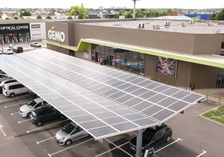 Quand l&rsquo;autoconsommation solaire habille une grande enseigne de vêtements