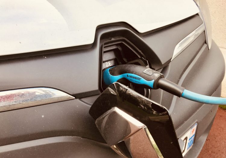 La mobilité électrique entre en France en phase industrielle