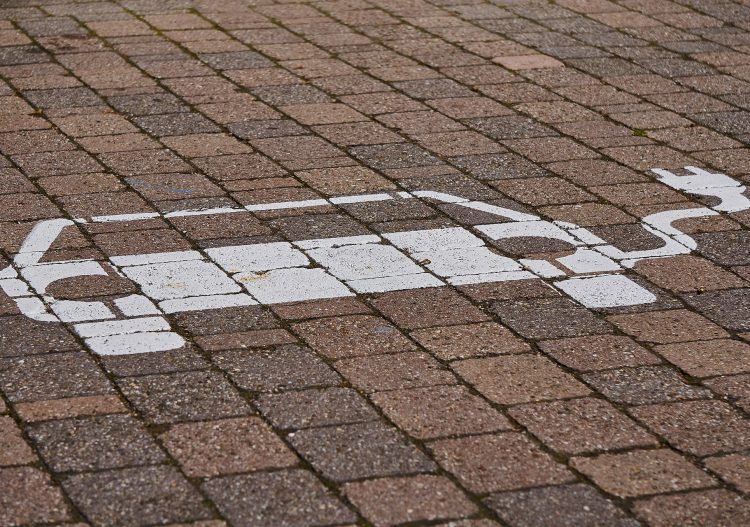 La mobilité électrique garde le vent en poupe