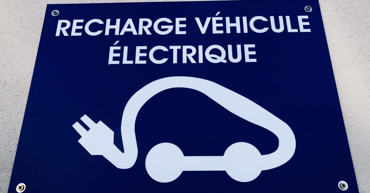 Véhicule électrique : « il faut se projeter vers une voiture mass-market qui peut voyager l’esprit tranquille »
