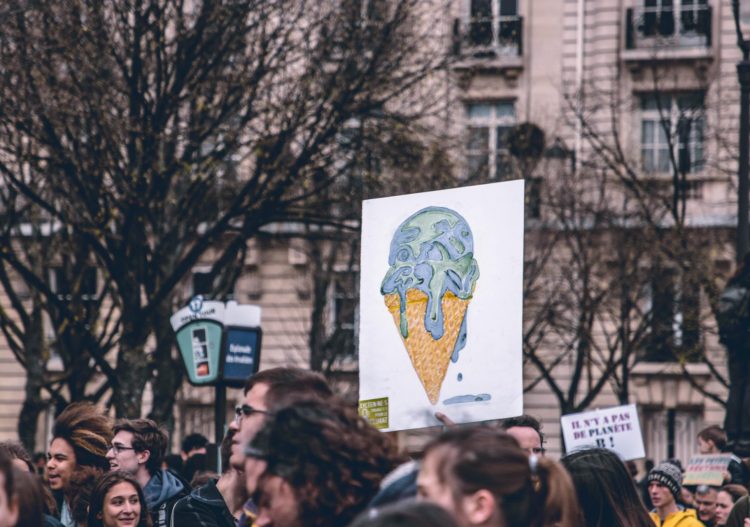 Comment rendre l&rsquo;économie résiliente face au changement climatique ?