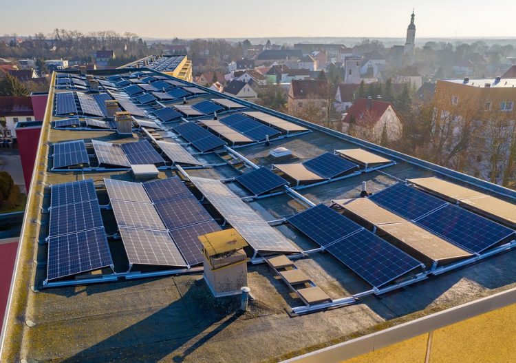Autoconsommation : objectif de 200 000 sites photovoltaïques en 2023