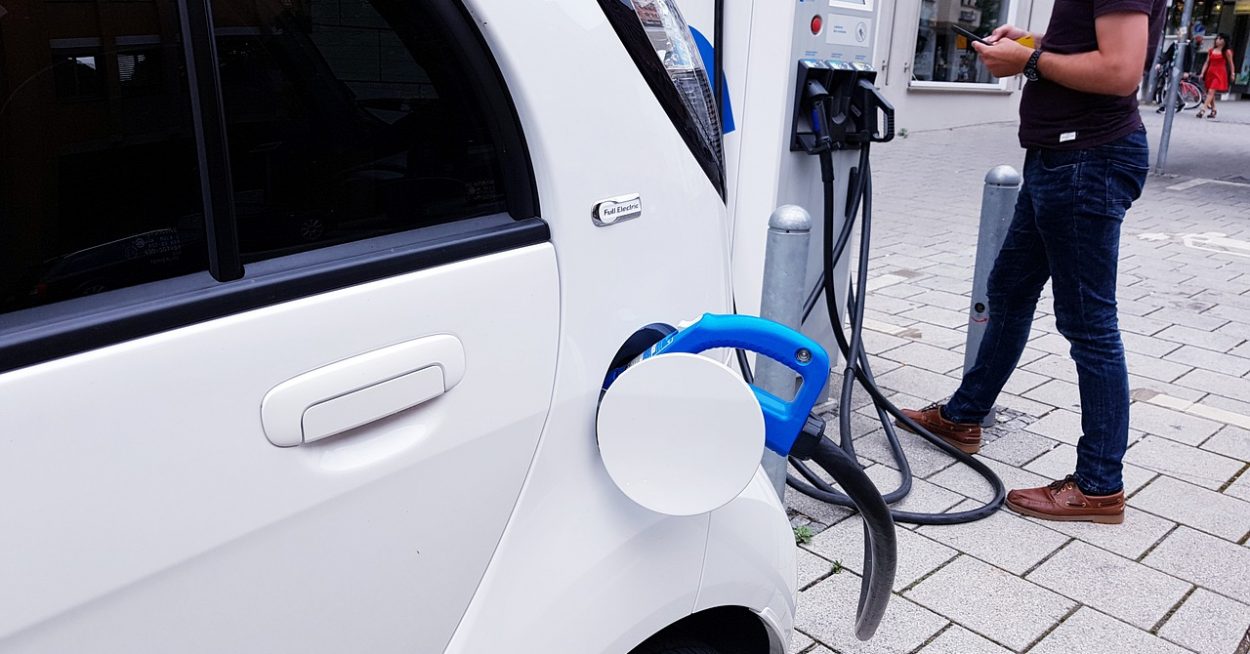 Les voitures électriques, maillons forts de l’équilibre du réseau électrique ?