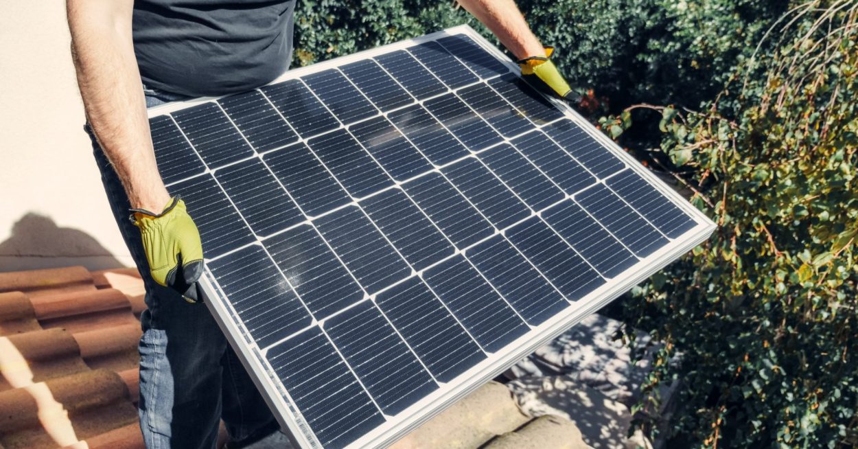 « Nos toits, gisements d’énergie propre »