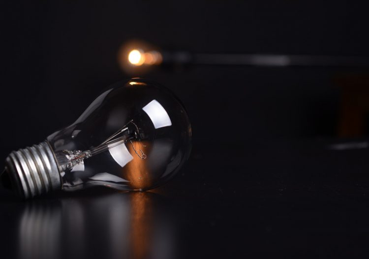 Prix de l&rsquo;électricité : « baisser la demande, augmenter l’offre, et modifier le fonctionnement des marchés »