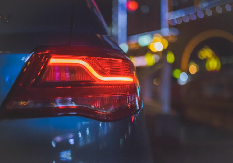 Pourquoi le prix des véhicules électriques à batterie devrait baisser dès 2024 ?