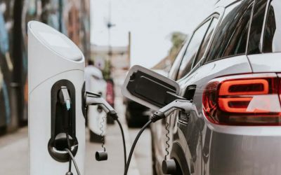 « L’usage fréquent des bornes de recharge rapide peut être nocif à long terme pour les batteries des voitures électriques »