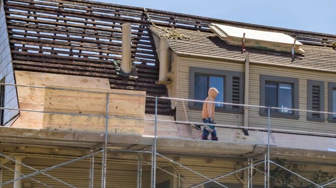 il faut accelerer renovation globale decarbonation des batiments - Le Monde de l'Energie