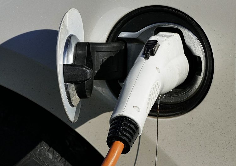 Gigafactory de batteries de Douvrin : « une formidable opportunité, qu’on entend connecter fortement au territoire »