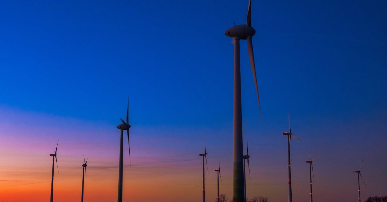 La hausse des taux d’intérêt met les énergies renouvelables au défi d’une rentabilité rapide