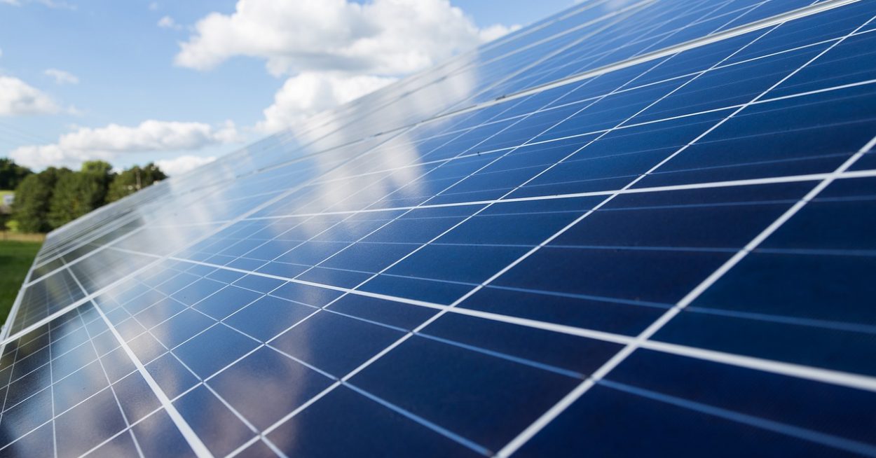 Comment fonctionnent les panneaux solaires ?