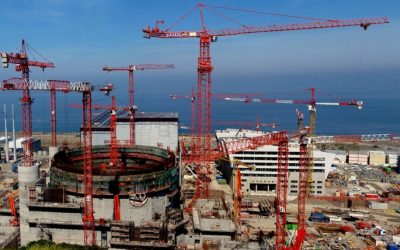 La filière nucléaire doit « former et recruter 100 000 salariés dans les dix prochaines années »