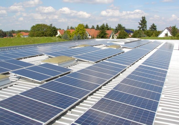 Pour répondre à l&rsquo;urgence climatique, exploitons pleinement le potentiel solaire de la France !
